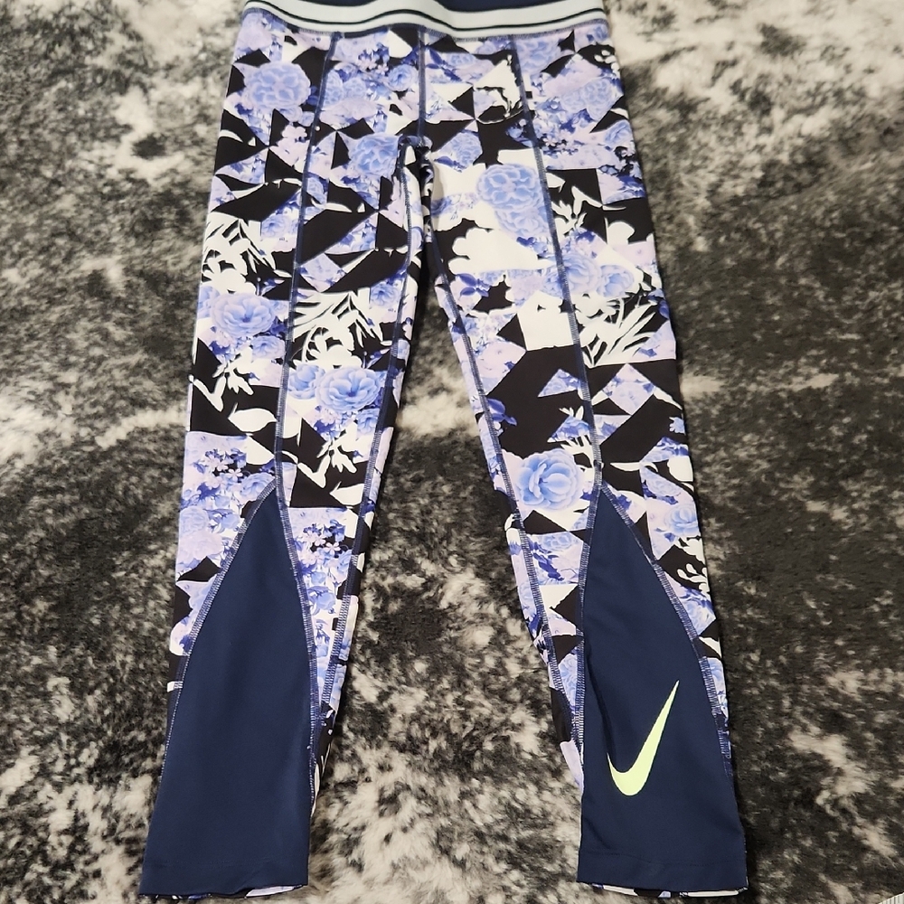 Nike Purple and Black Performance Leggings